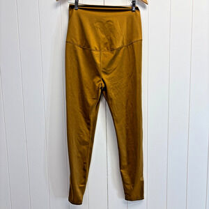 Fabletics Gold‎ Shiny Maternity Athleisure Activewear Leggings Size L Maximalist